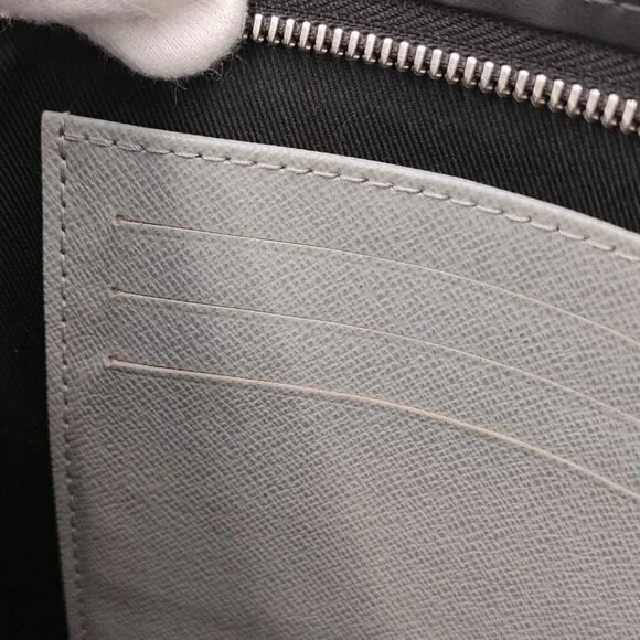 Sold✅Louis Vuitton  Damier Graphite 3D Pochette Voyage - Picture 6 of 10